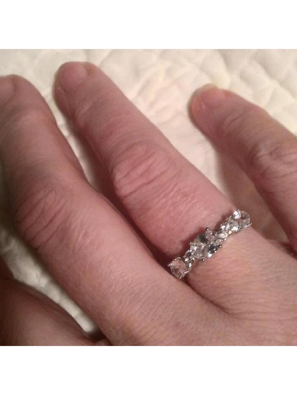 Zirconia Dream Ring 7  crystals silver